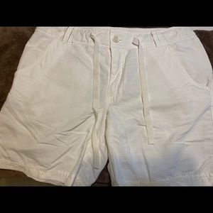Reel legends shorts - size 4